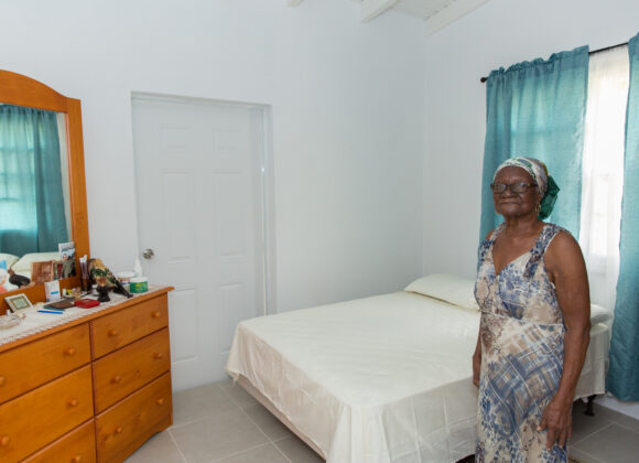 SMDF Hands Over Homes to Seniors